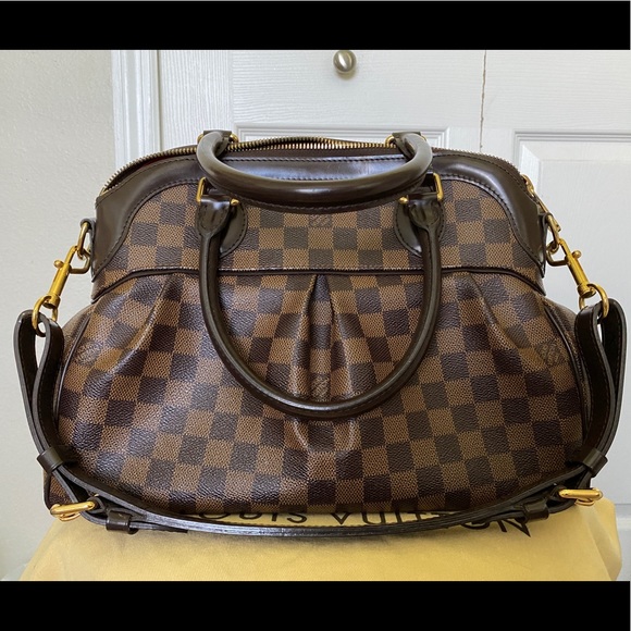 Authentic LOUIS VUITTON DAMIER CANVAS TREVI PM